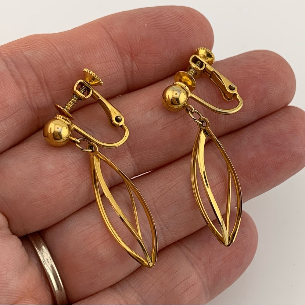 NAPIER Gold Plate Twisted Cage Dangle Drop Screw back earrings VTG 1980's 1-1/2"